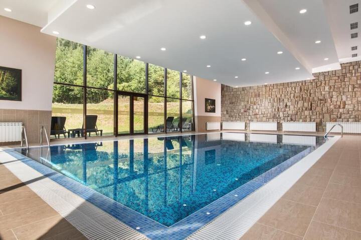 Pool 27 of 38