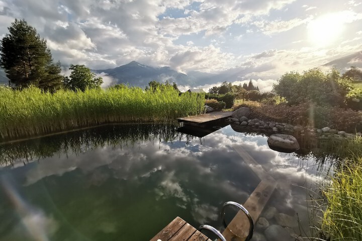 Pool 25 of 59