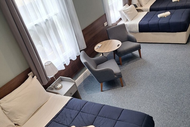 Room 159 of 283