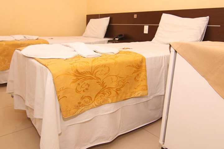 Room 9 of 36