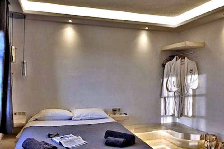 Room 41 of 162
