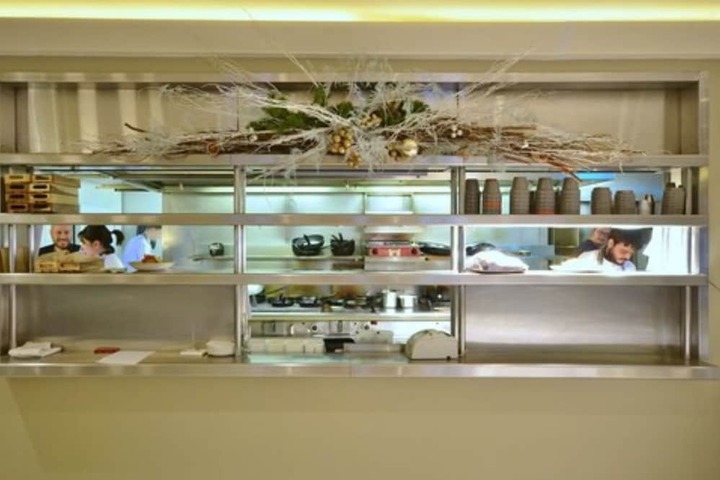 Dining 21 of 45