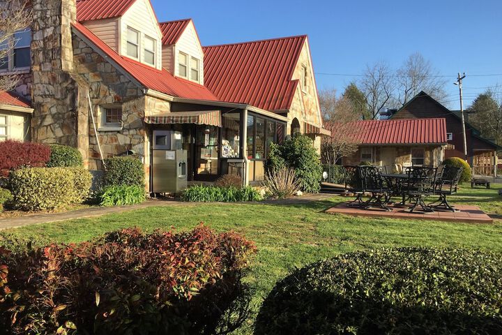 BBQ/picnic area