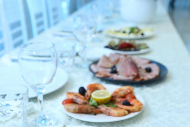 Dining 26 of 41
