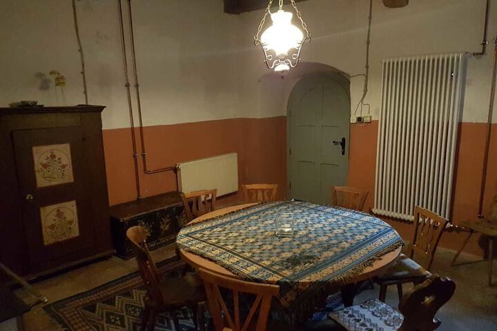Room 75 of 80