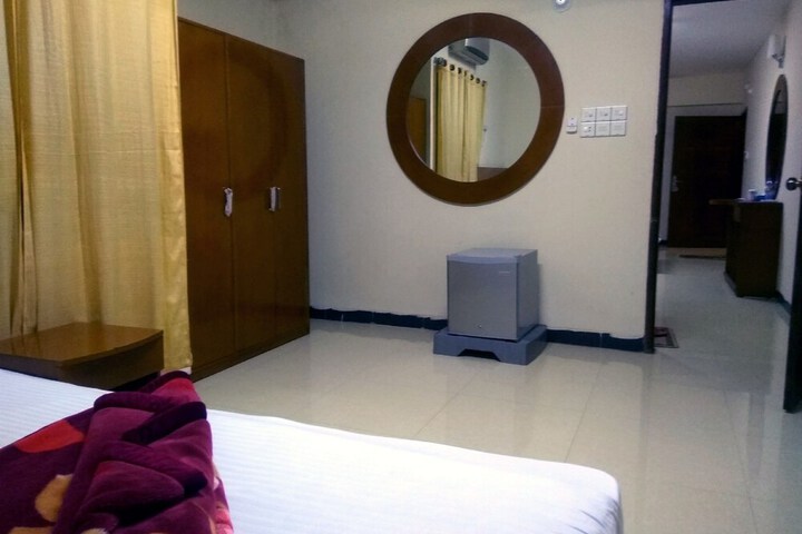 Room 7 of 19