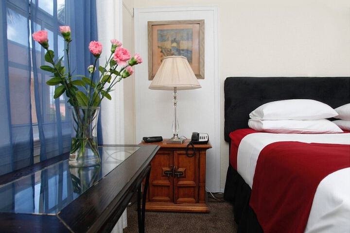 Room 2 of 21