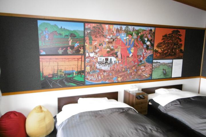 Room 9 of 36
