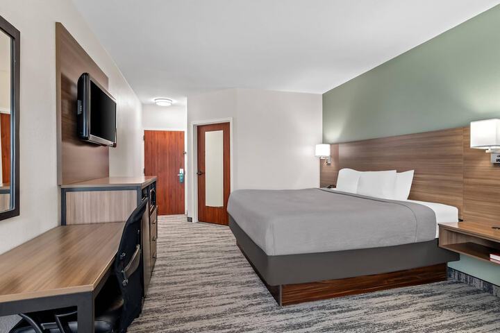 Room 12 of 43