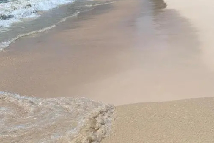 Beach 3 of 10
