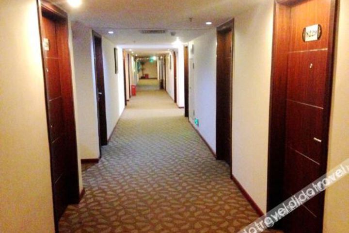 Hotel Interior 5 of 20