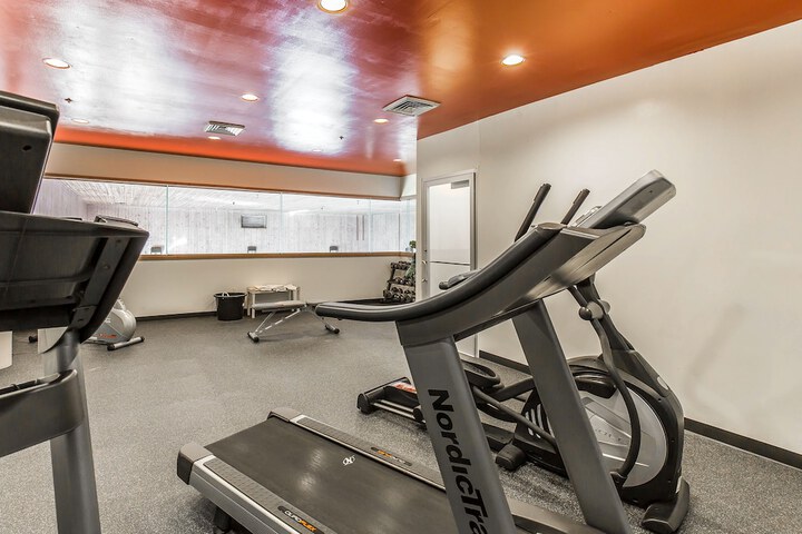 Health and Fitness 26 of 33
