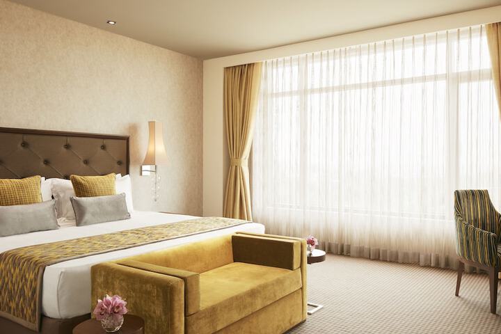 Room 4 of 38