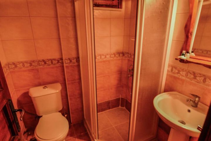Room 54 of 90