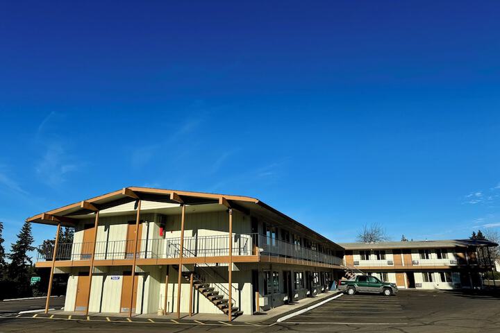 Property Grounds 10 of 14