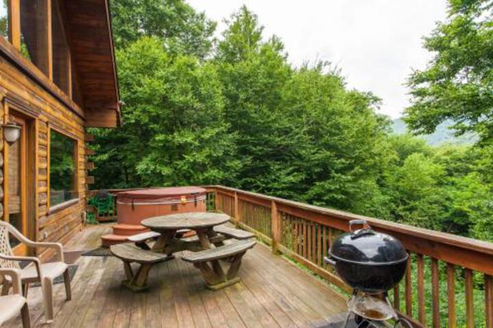 91 Copper Spur Road Home in Maggie Valley, NC