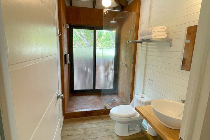 Room 40 of 49