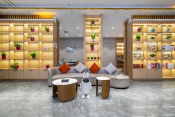 Golden Sunshine Hotel (Kuqa Railway Station Branch)