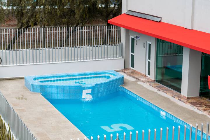 Pool 18 of 30