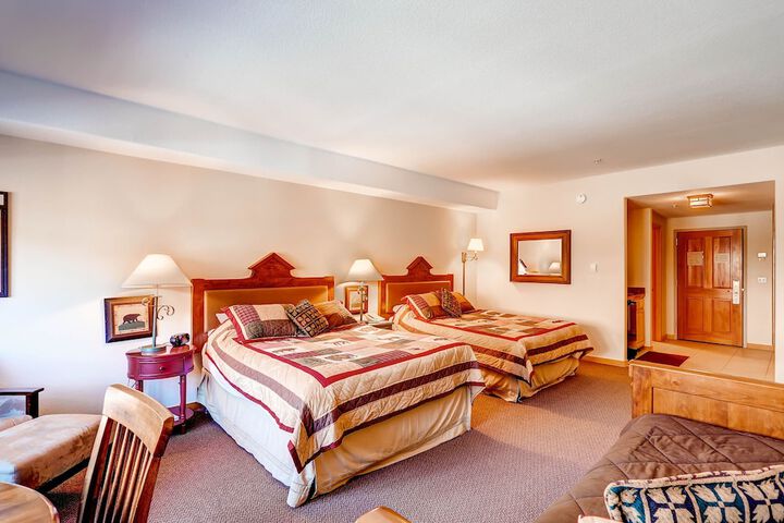 Room 15 of 113