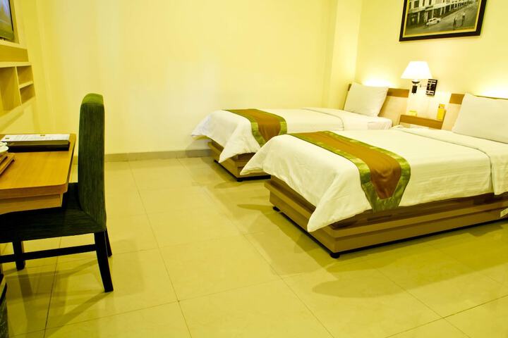 Room 4 of 21