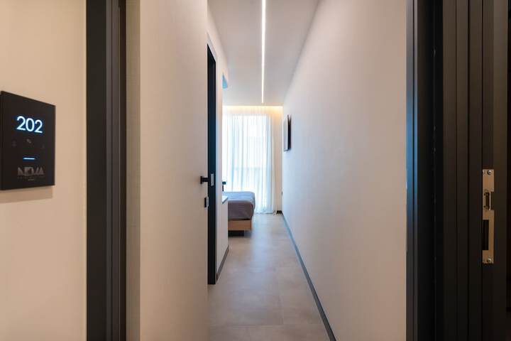 Room 27 of 57
