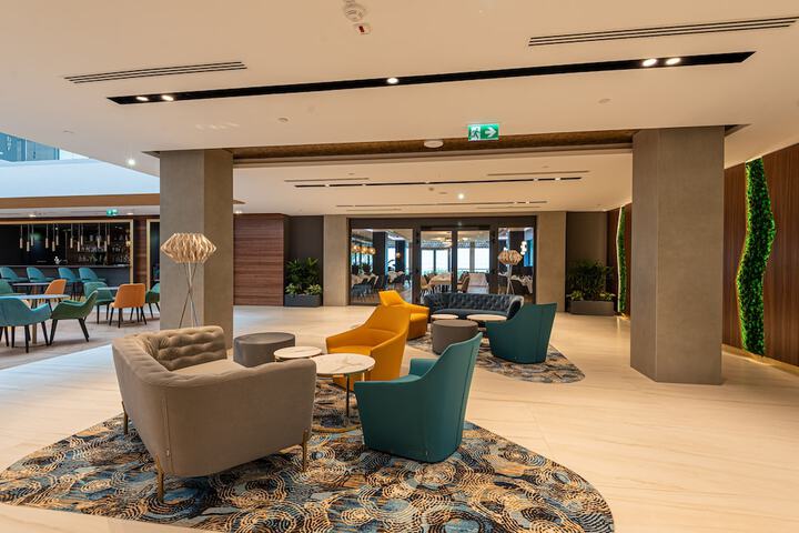 Guest Lobby