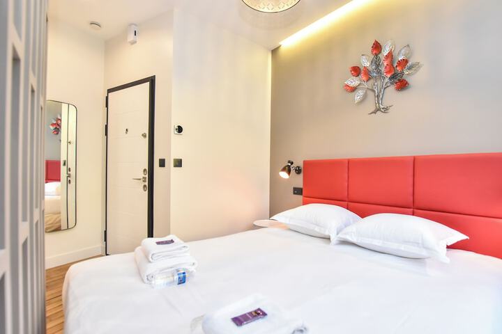 Room 50 of 123