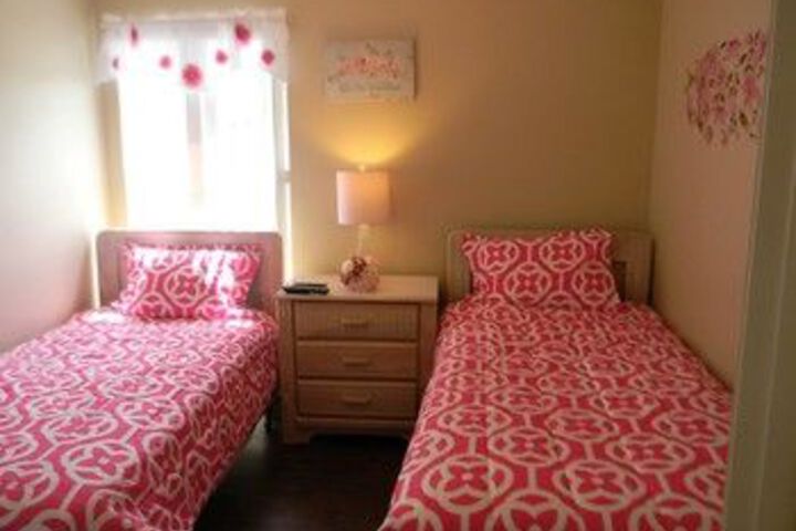 Room 9 of 29