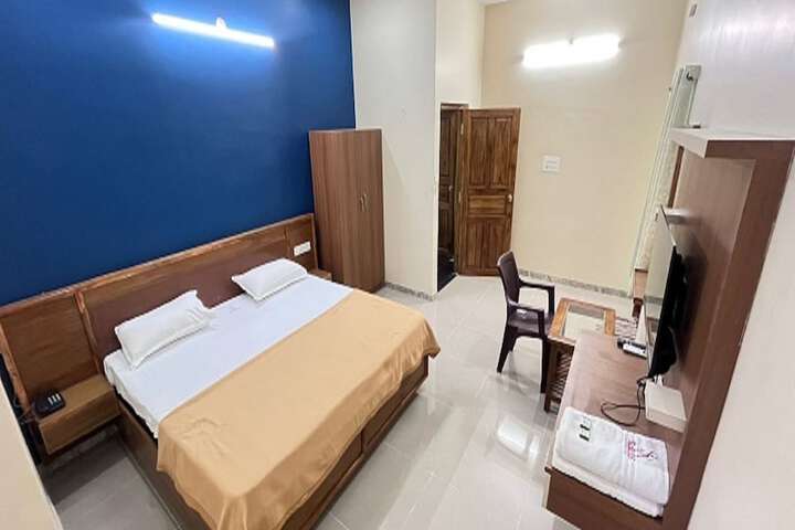 Room 6 of 39