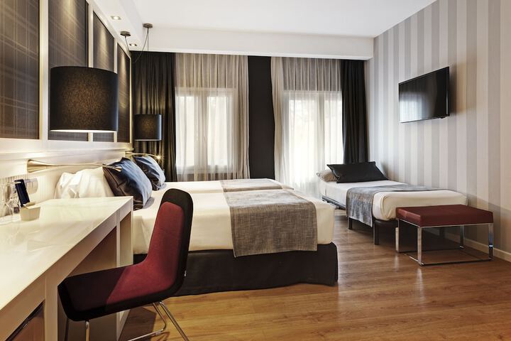 Room 14 of 88