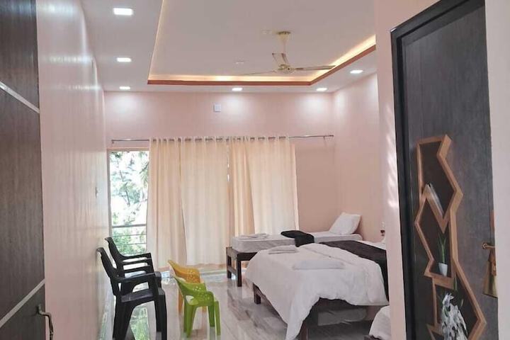 Room 2 of 23