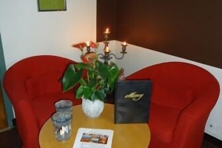 Hotel Interior 8 of 91