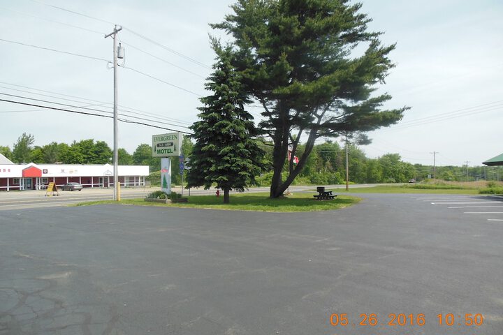 Hotel Exterior 78 of 98