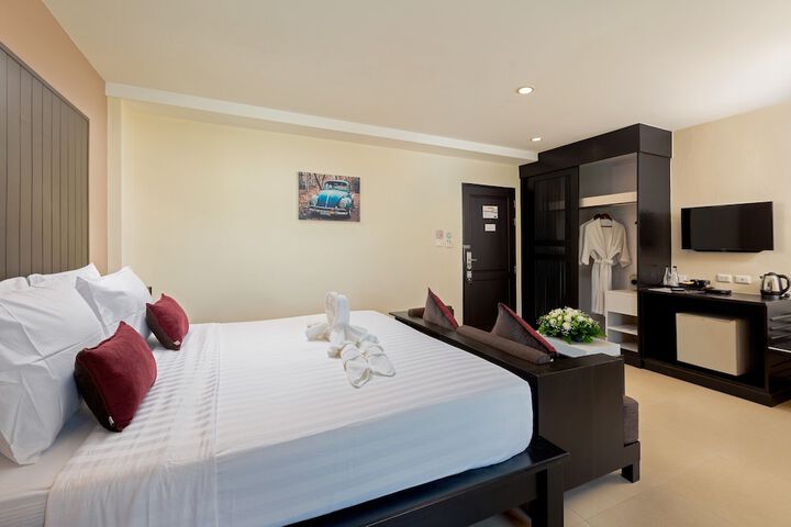 Room 5 of 26