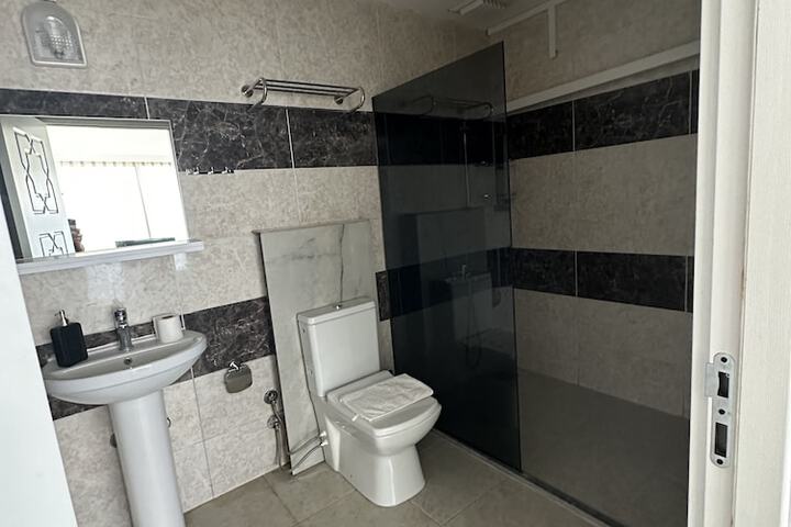 Room 18 of 29
