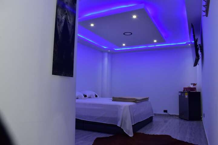 Room 7 of 30