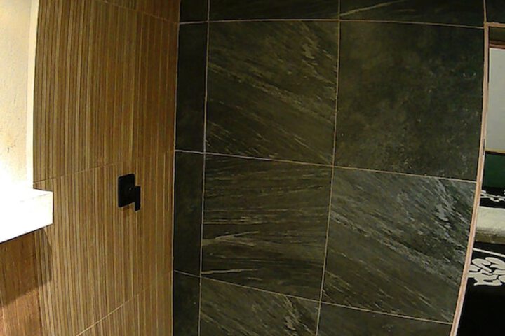 Room 122 of 152