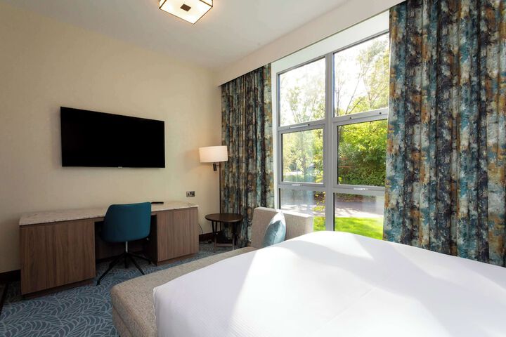 Room 32 of 161