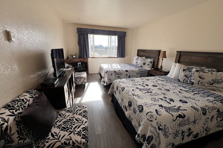 Standard Room, King or Two Doubles (13 of 16)