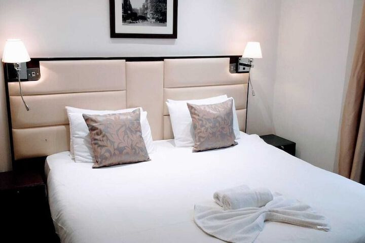 Room 45 of 79