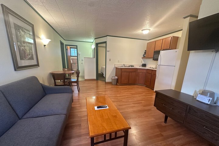 Room 15 of 41