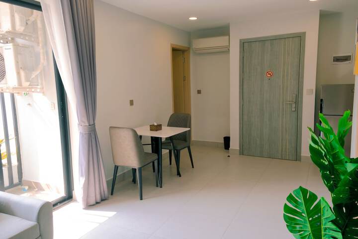 Room 12 of 63