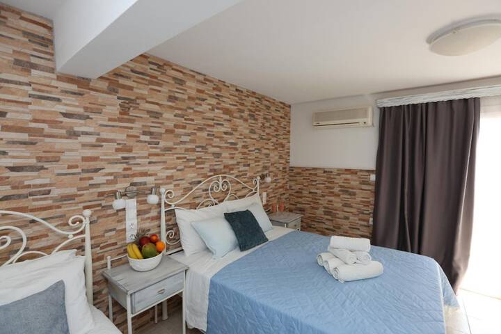 Room 16 of 65