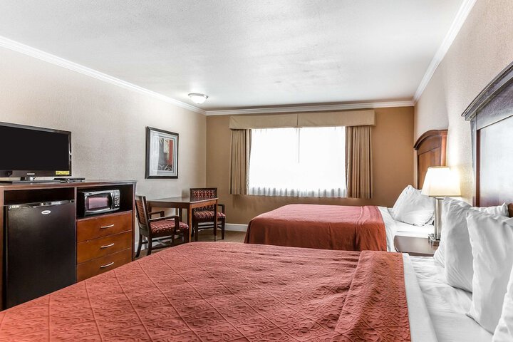 Room 10 of 45