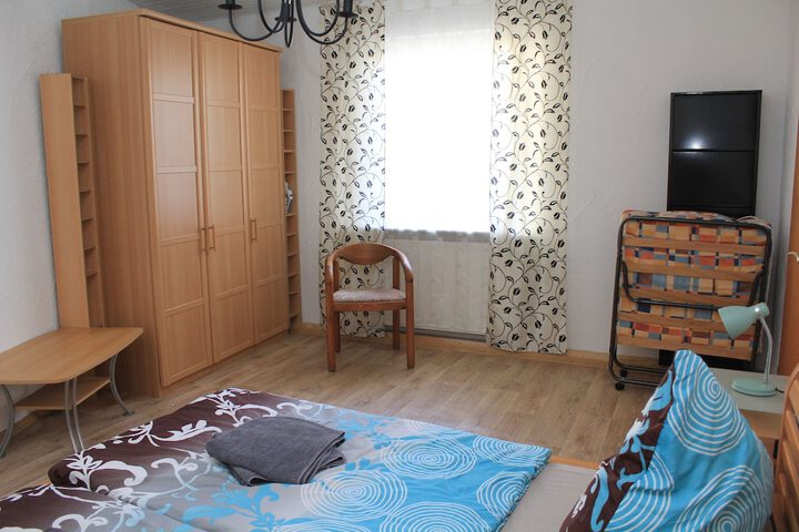 Room 8 of 20