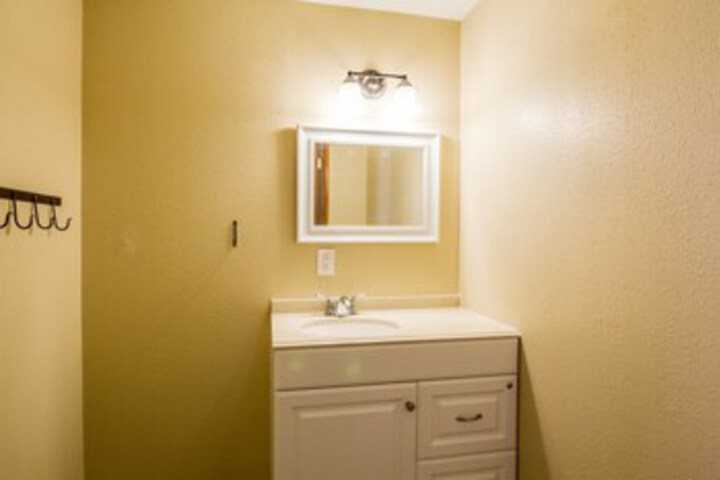 Room 7 of 41