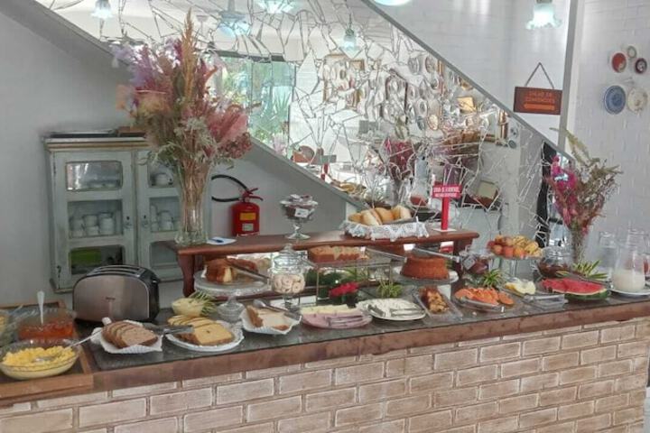 Breakfast/Coffee Service 22 of 60