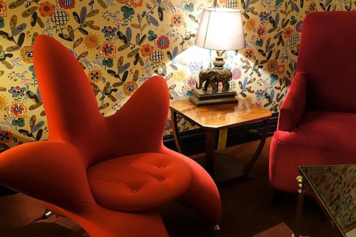 Lounge 96 of 119