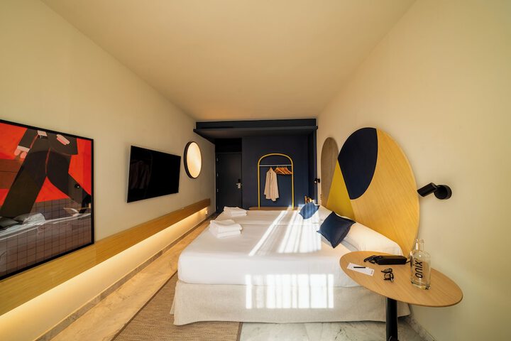 Room 81 of 265